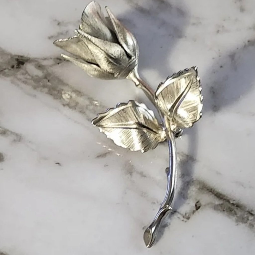 Vintage Signed Giovanni Silvertone Rose Bud Brooch Pin 38$